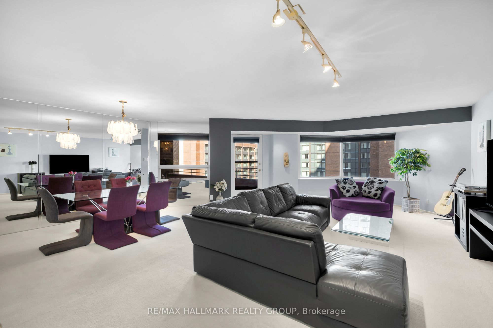 Additional image 3 of 810-151 Bay Street, Ottawa, ON, K1R 7T2