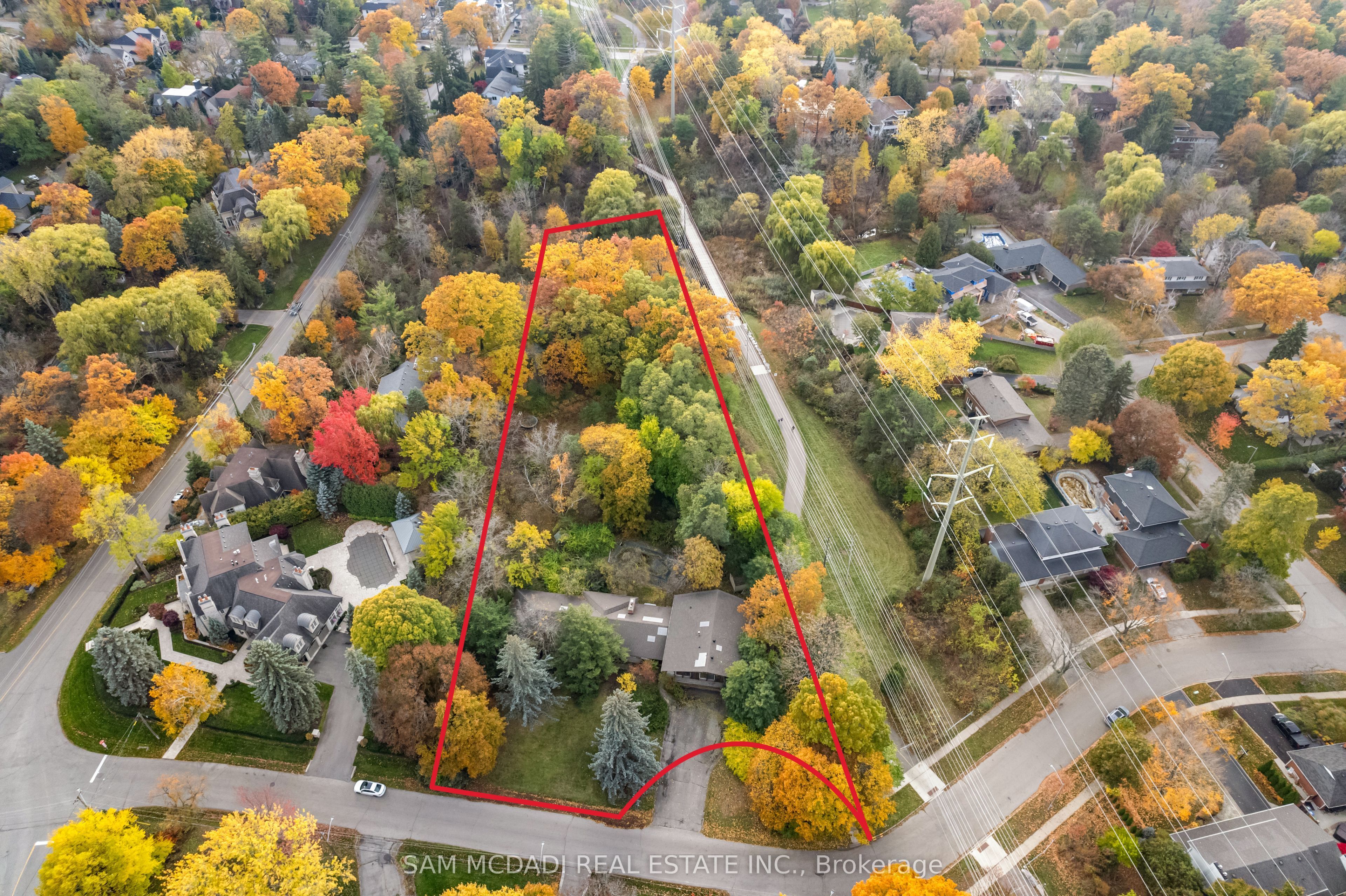 Additional image 4 of 1310 Ravine Drive, Mississauga, ON, L5J 3E5