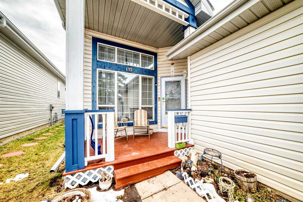 Additional image 2 of 193 Somerset Drive SW, Calgary, AB, T2Y3K2