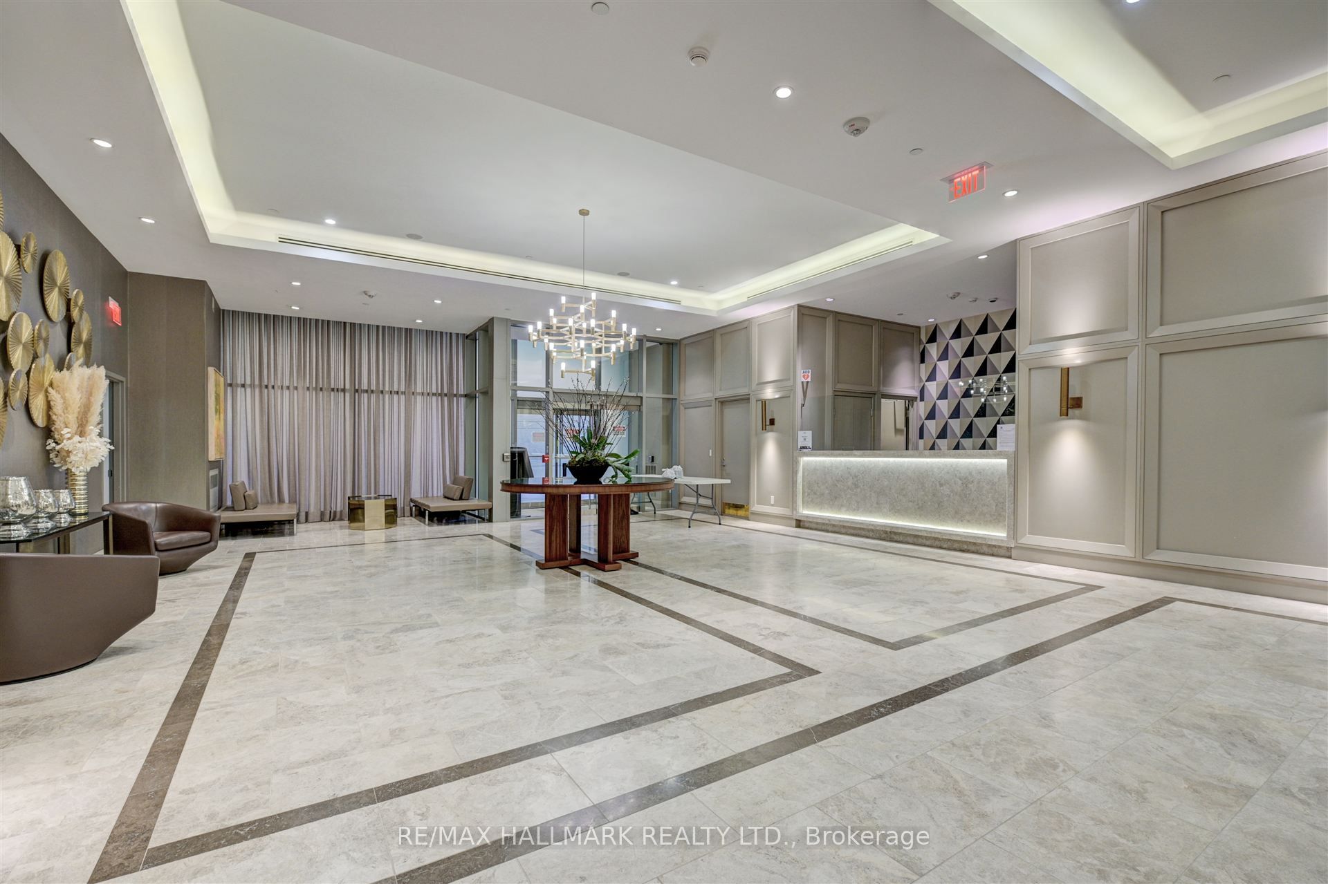 Additional image 3 of 1412-155 Yorkville Avenue, Toronto, ON, M5R 0B4