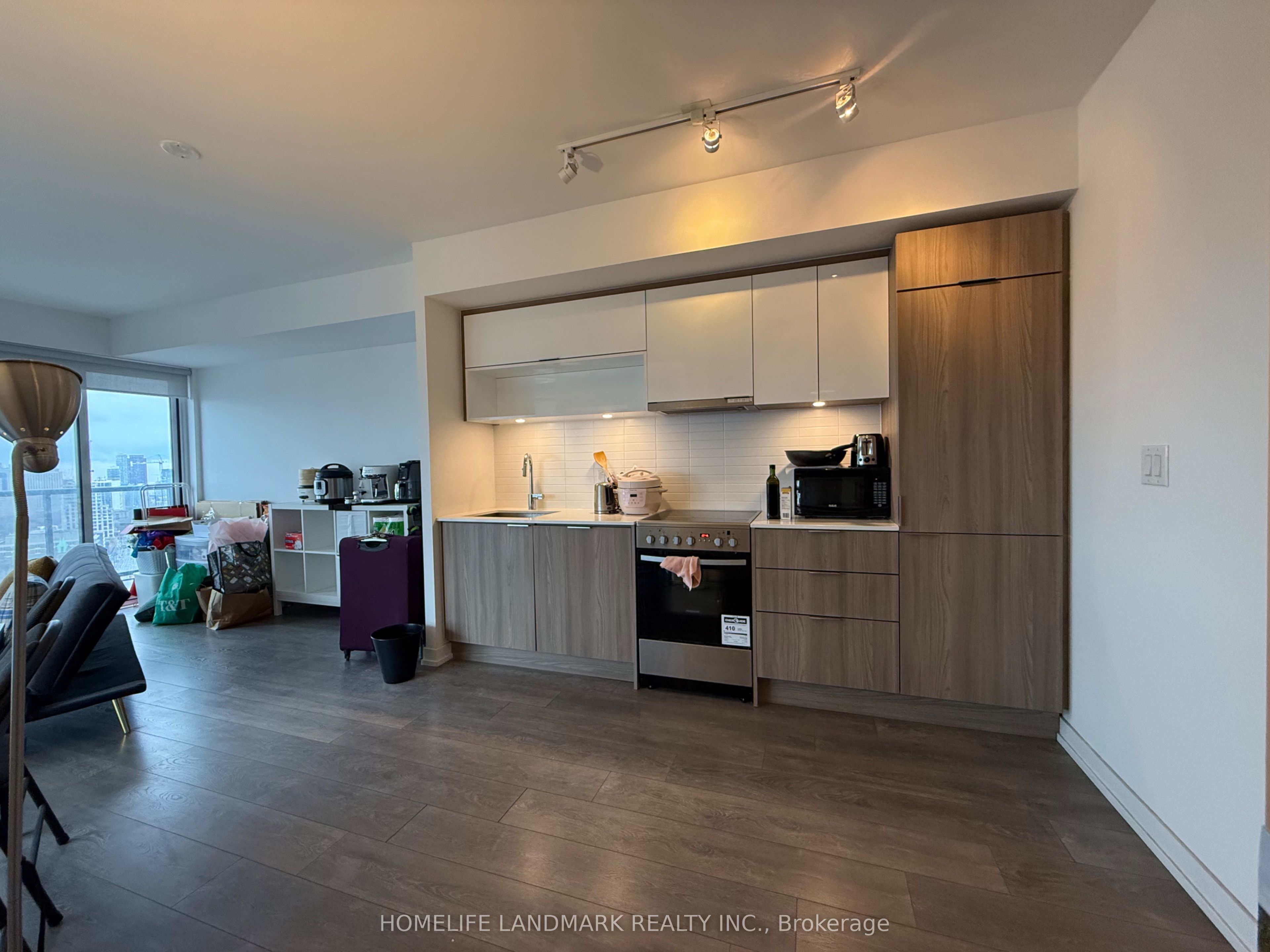 Additional image 2 of 1604-159 Wellesley Street E, Toronto, ON, M4Y 0H5