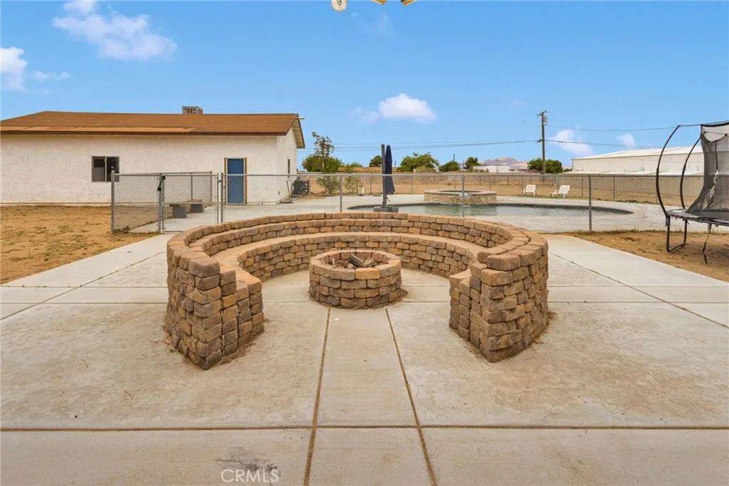 Additional image 105 of 14798 Dos Palmas Road, Victorville, CA 92392