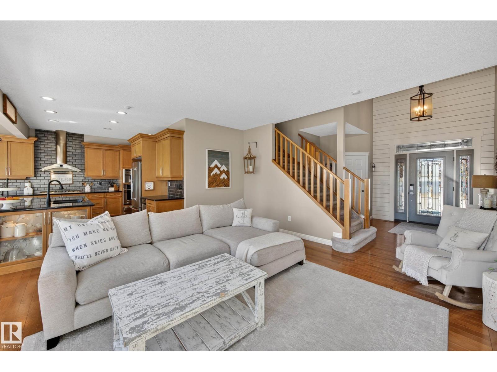 Additional image 6 of 1110 Armitage Crescent SW, Edmonton, AB, T6W0H2
