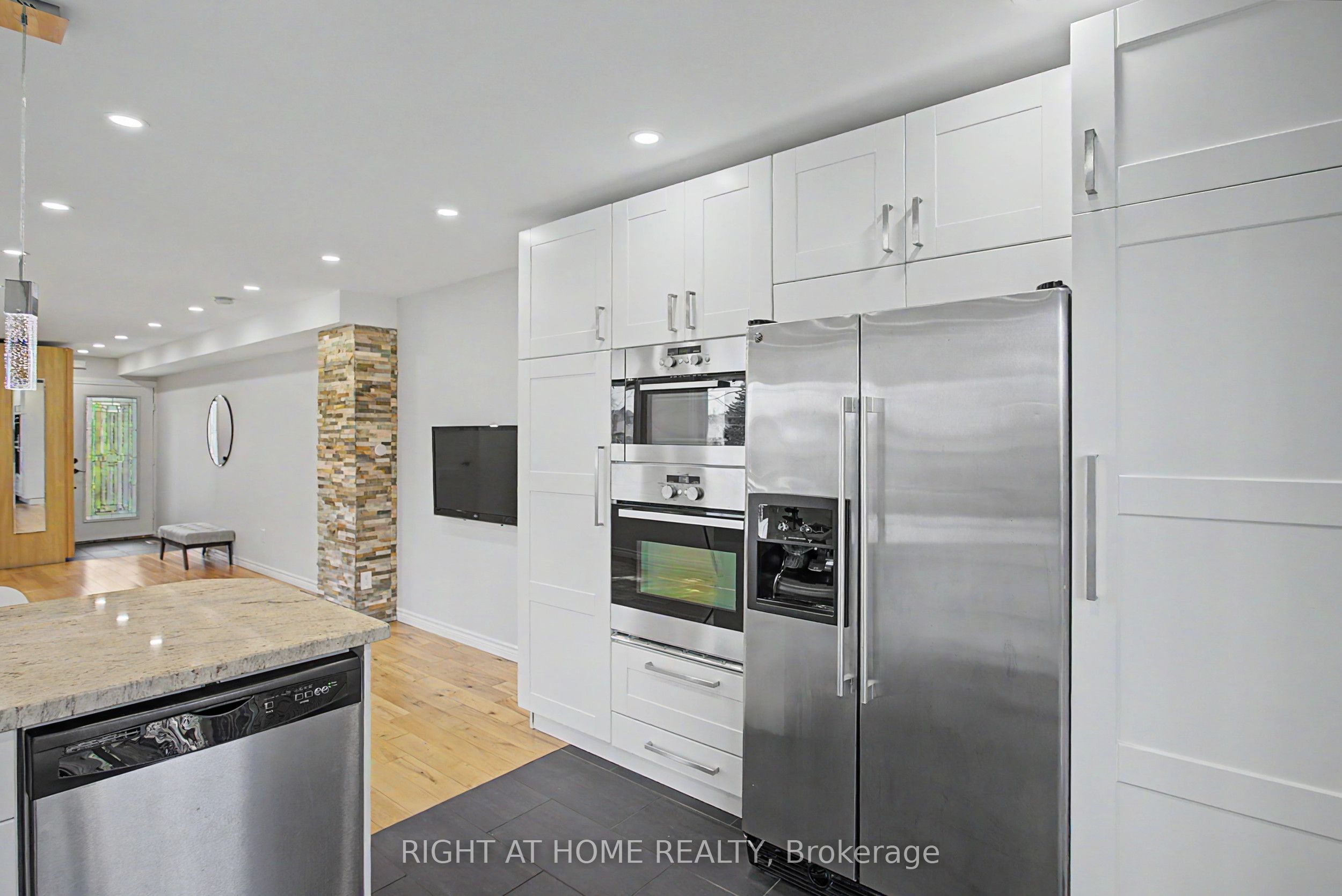 Additional image 6 of 71 Avenue Road, Richmond Hill, ON, L4C 9N6