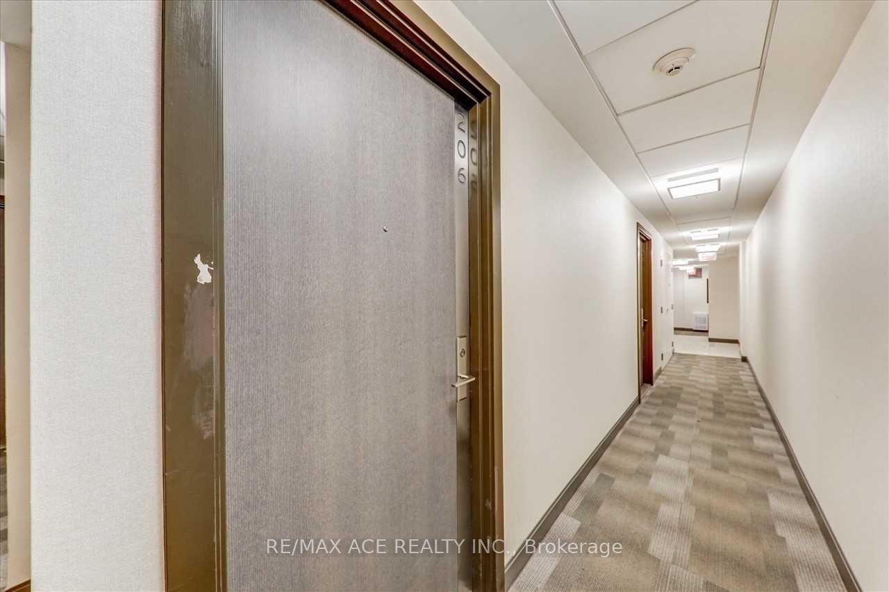 Additional image 5 of 206-1960 Queen Street, Toronto, ON, M4L 1H8