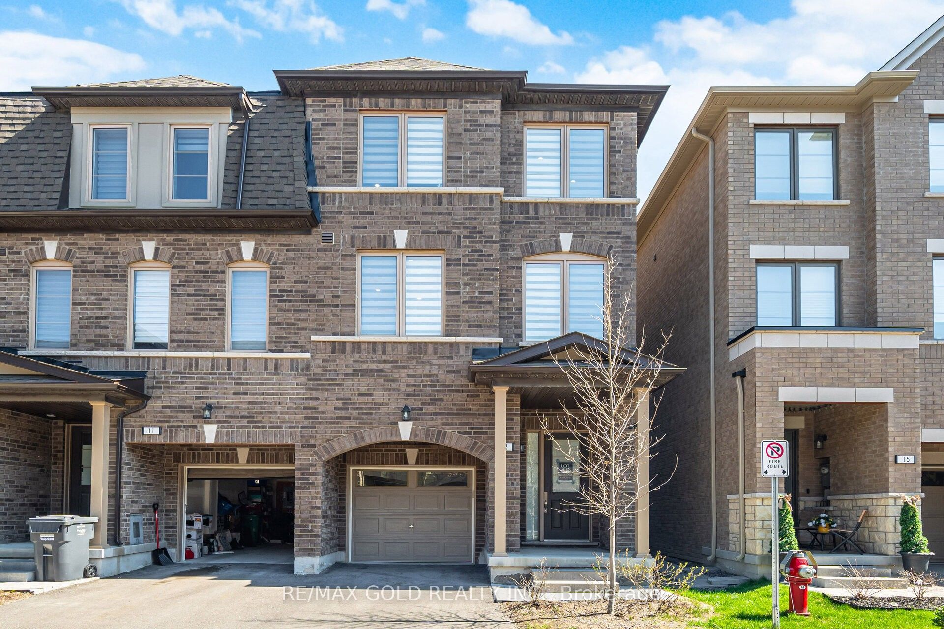 13 Lavinia Road, Brampton, ON, L6P 4N7