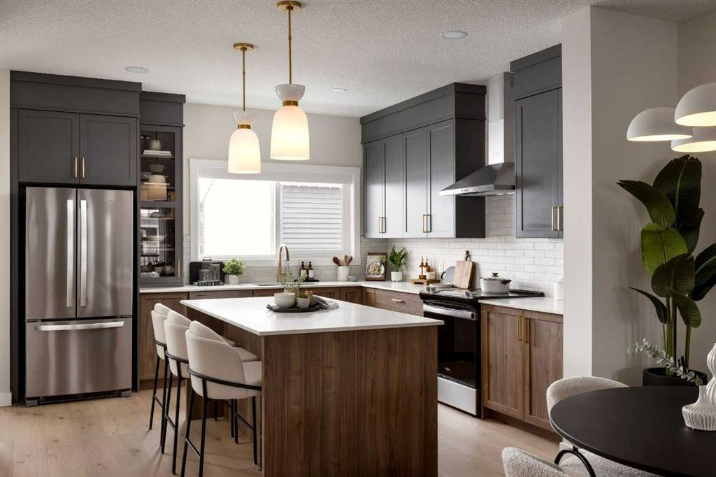 Additional image 2 of 297 Creekside Drive SW, Calgary, AB, T2X4A8