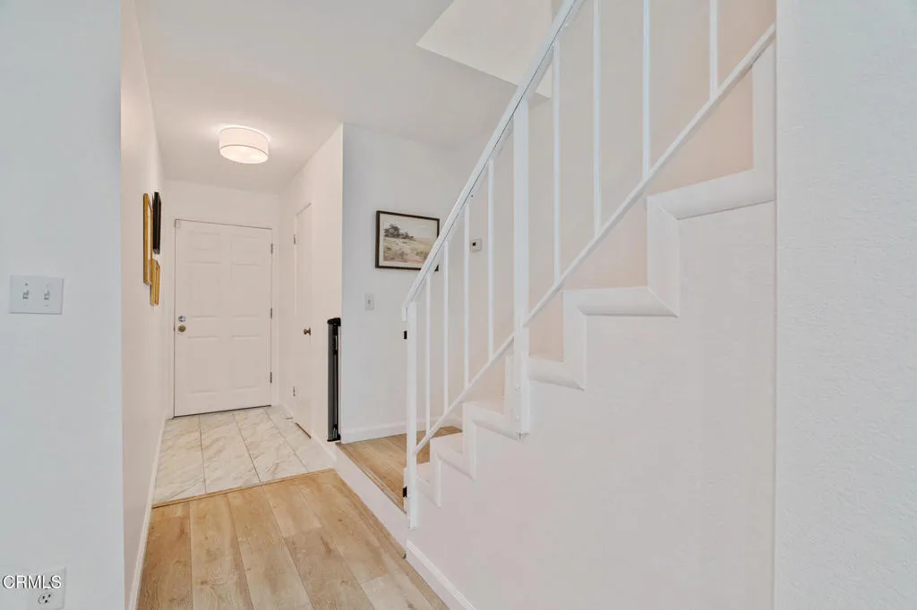 Additional image 15 of 544 E Magnolia Blvd Unit D, Burbank, CA 91501