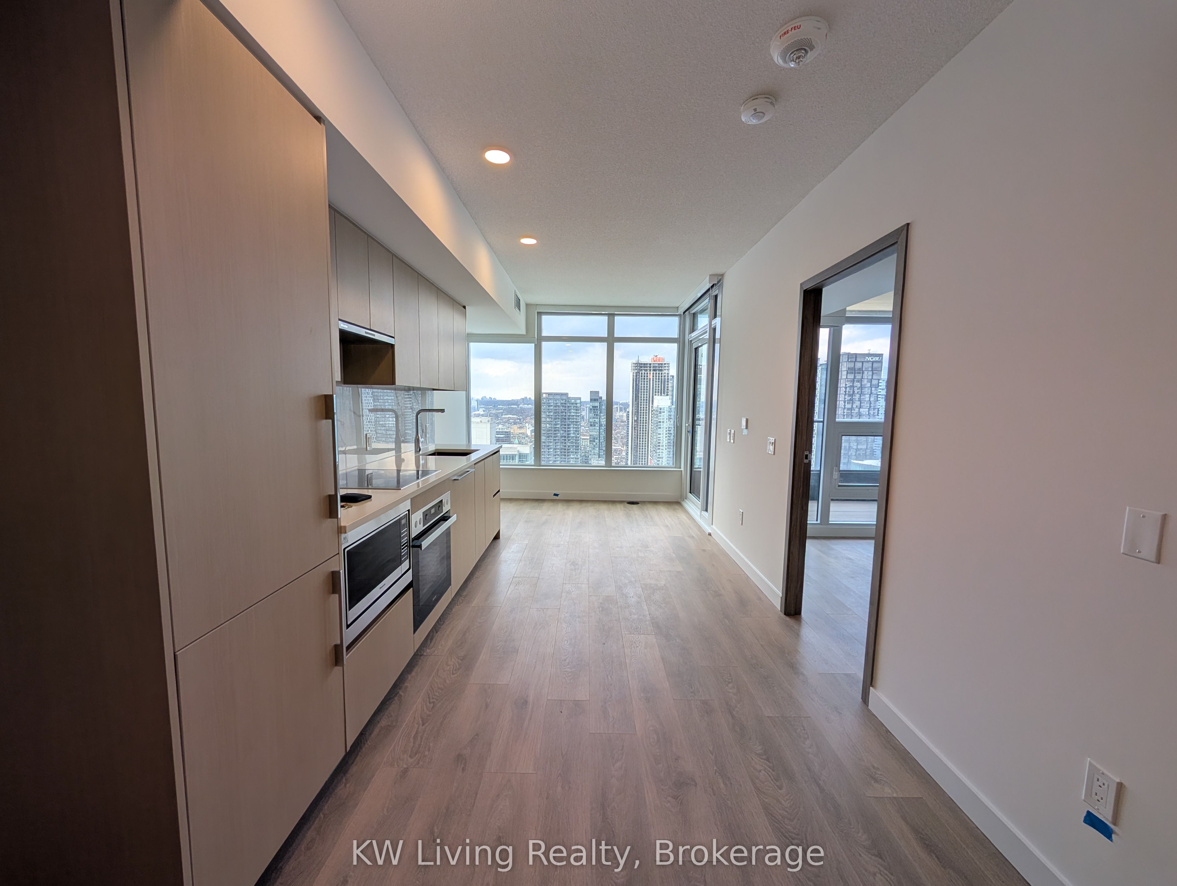 4315-1 Concord Cityplace Way, Toronto, ON, M5V 0X3