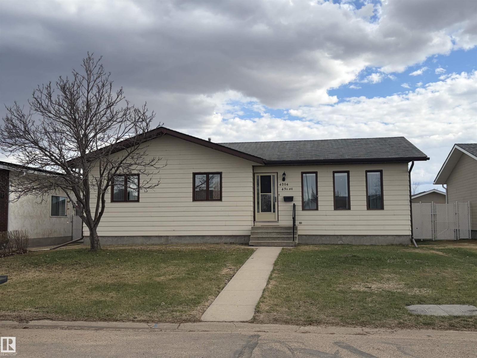 4204 43a Avenue, Bonnyville Town, AB, T9N1W7