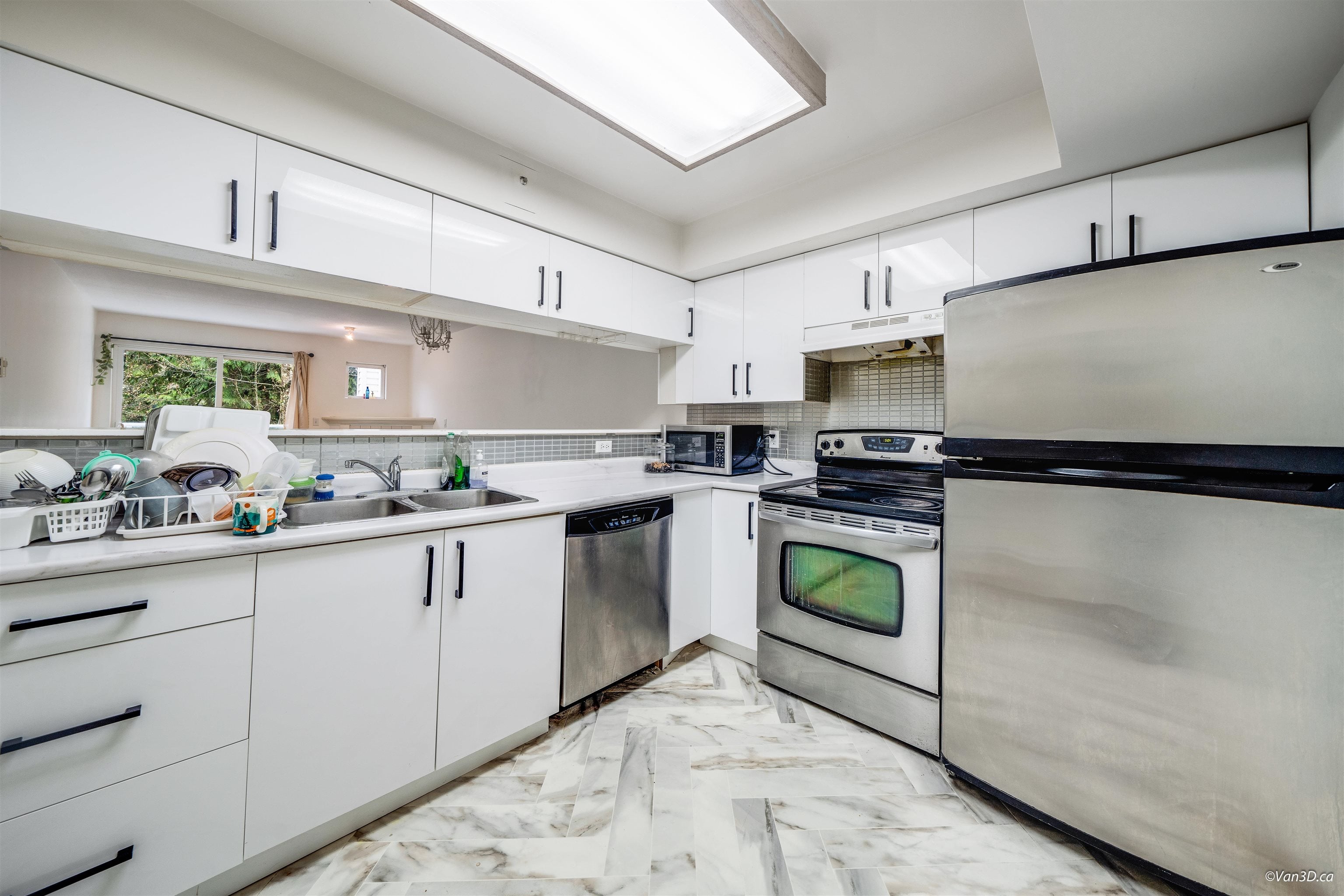 Additional image 6 of C302-9848 Whalley Boulevard, Surrey, BC, V3T 5S8