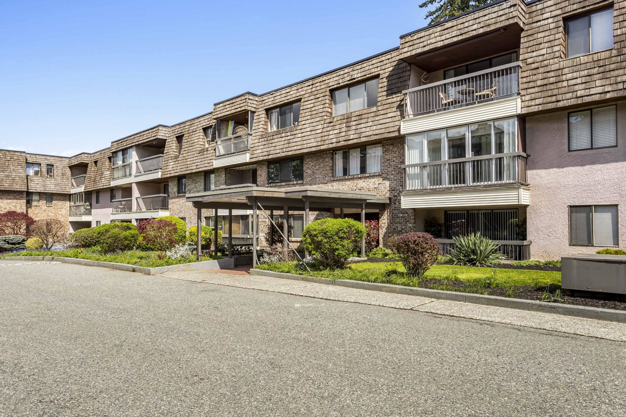 Additional image 3 of 311-32175 Old Yale Road, Abbotsford, BC, V2T 2C8