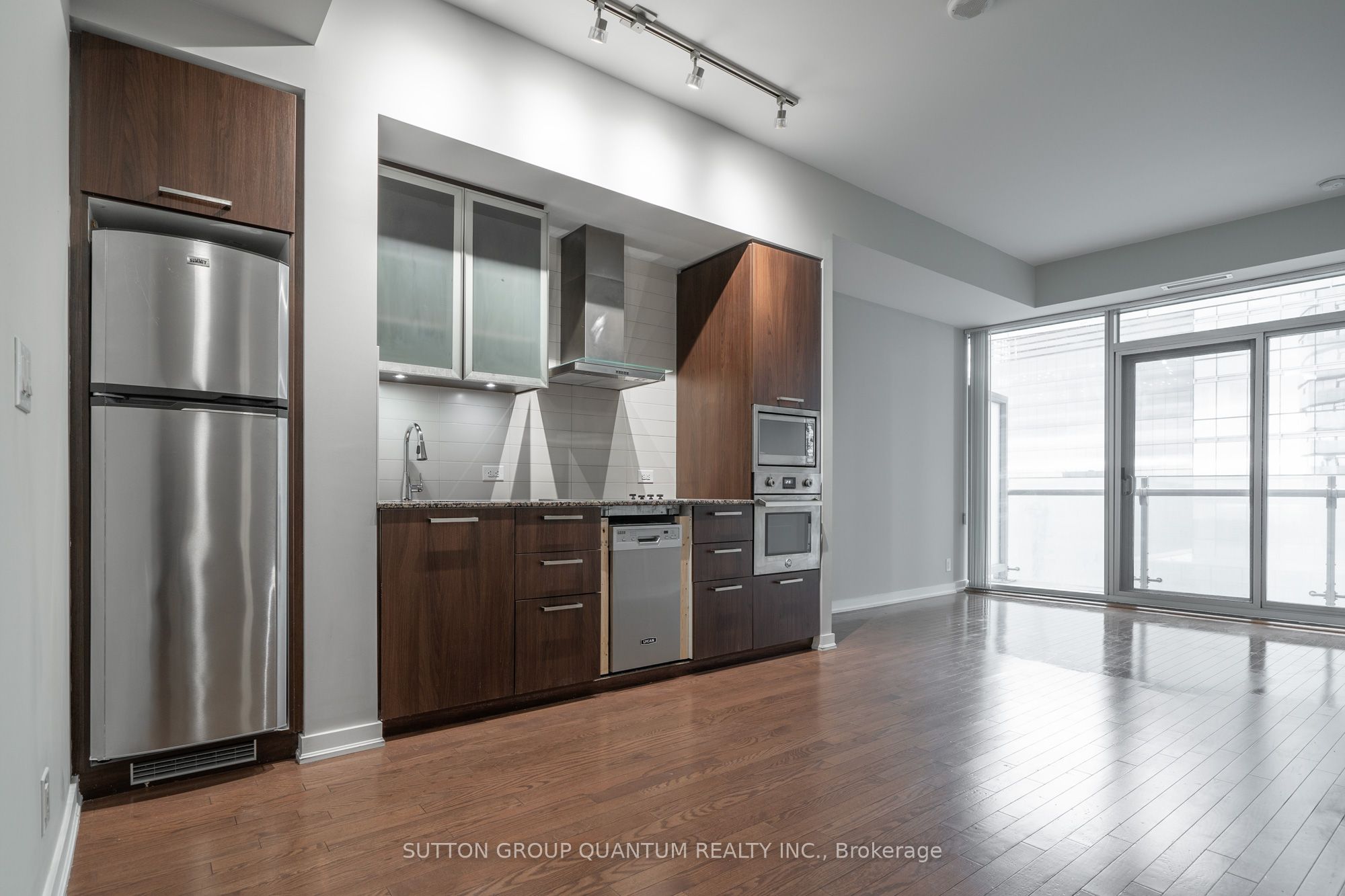 Additional image 3 of 3109-12 York Street, Toronto, ON, M5J 0A9
