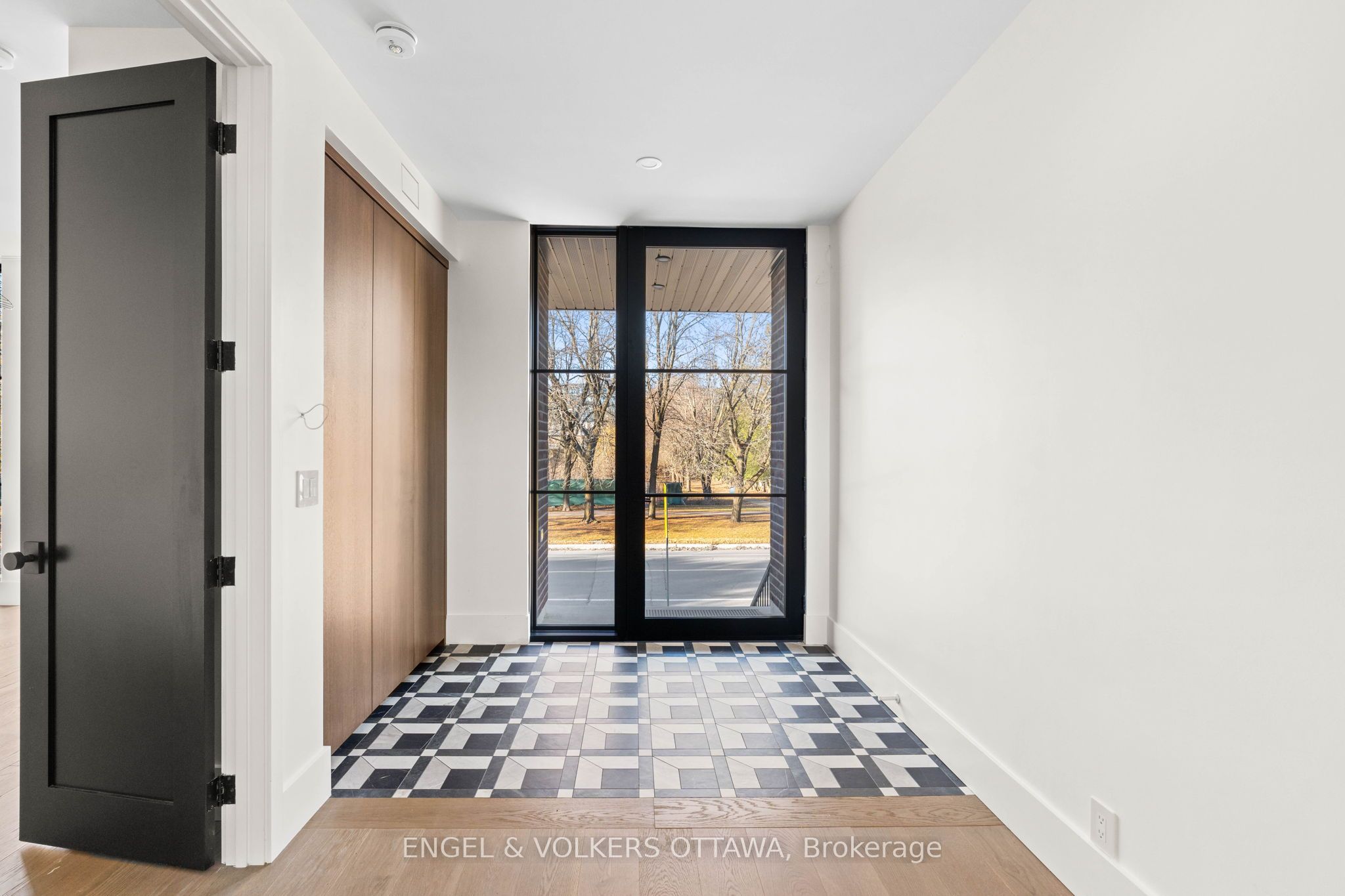 Additional image 3 of 246 Byron Avenue, Ottawa, ON, K1Z 6Y8