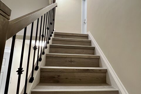 Additional image 8 of 2-25 Glenside Avenue, Toronto, ON, M4L 2T6