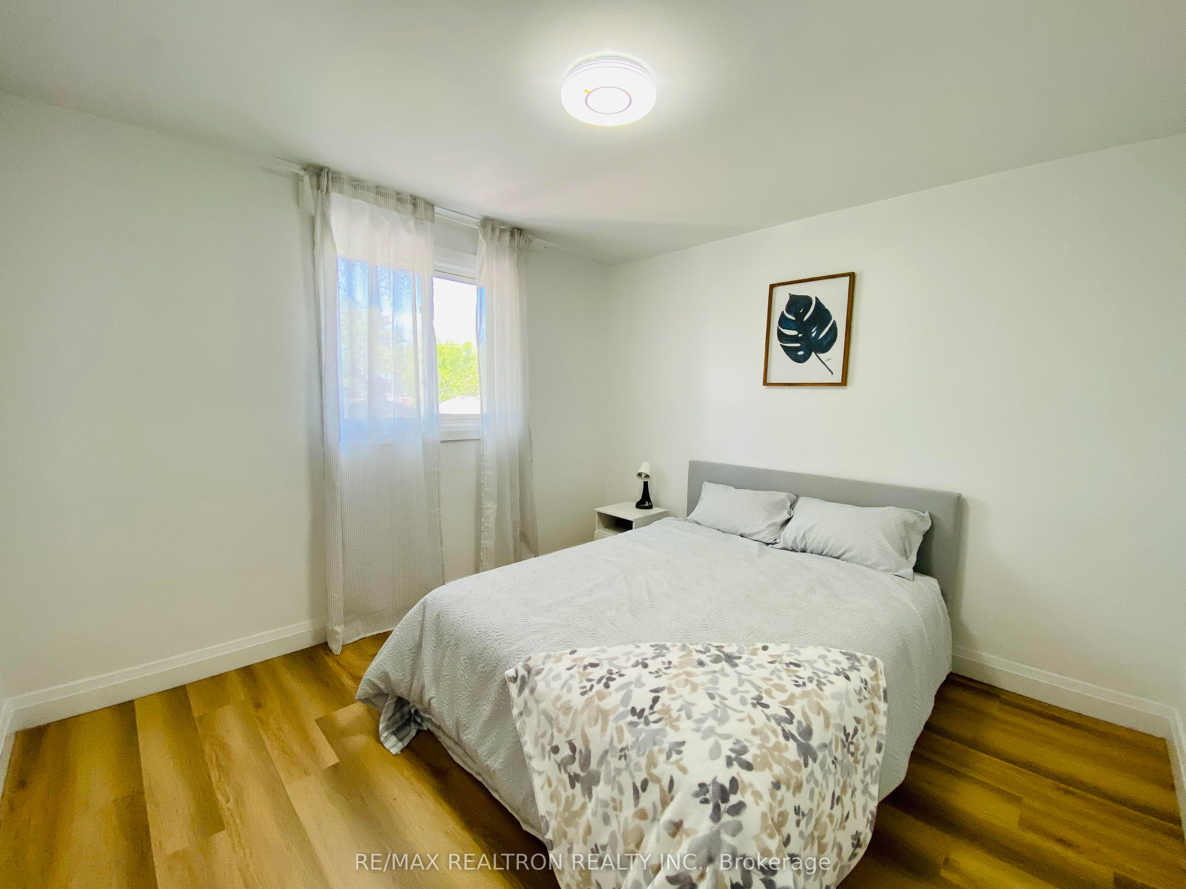 Additional image 6 of 2-63 Mississauga Road, Mississauga, ON, L5H 2H9