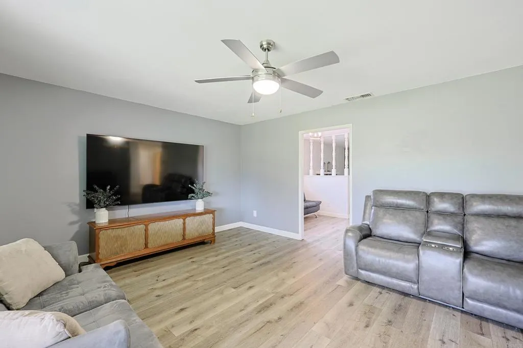 Additional image 10 of 1127 Paula Way, Escondido, CA 92027