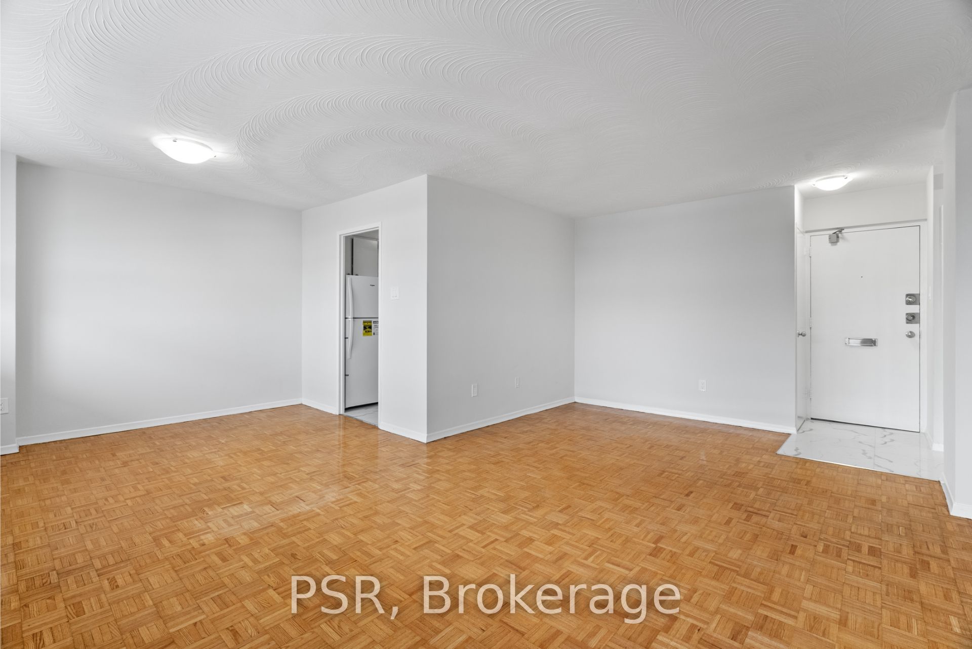 Additional image 3 of 303-100 Rowena Drive, Toronto, ON, M3A 1P9