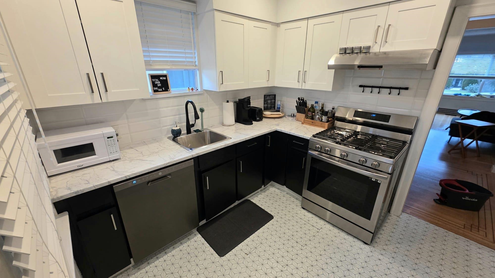 Additional image 3 of 2622 Charles Street, Vancouver, BC, V5K 3A5