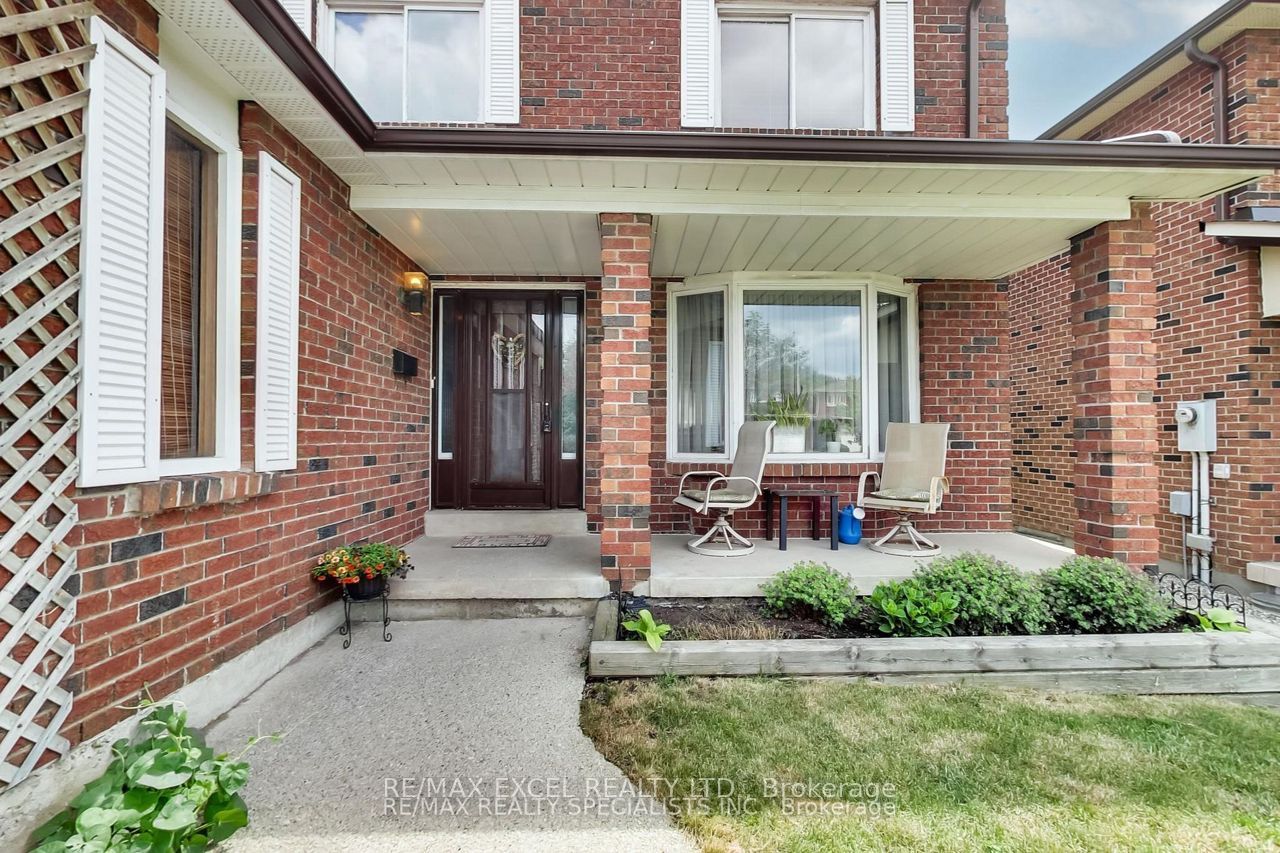 Additional image 2 of 1474 Bough Beeches Boulevard, Mississauga, ON, L4W 2B9