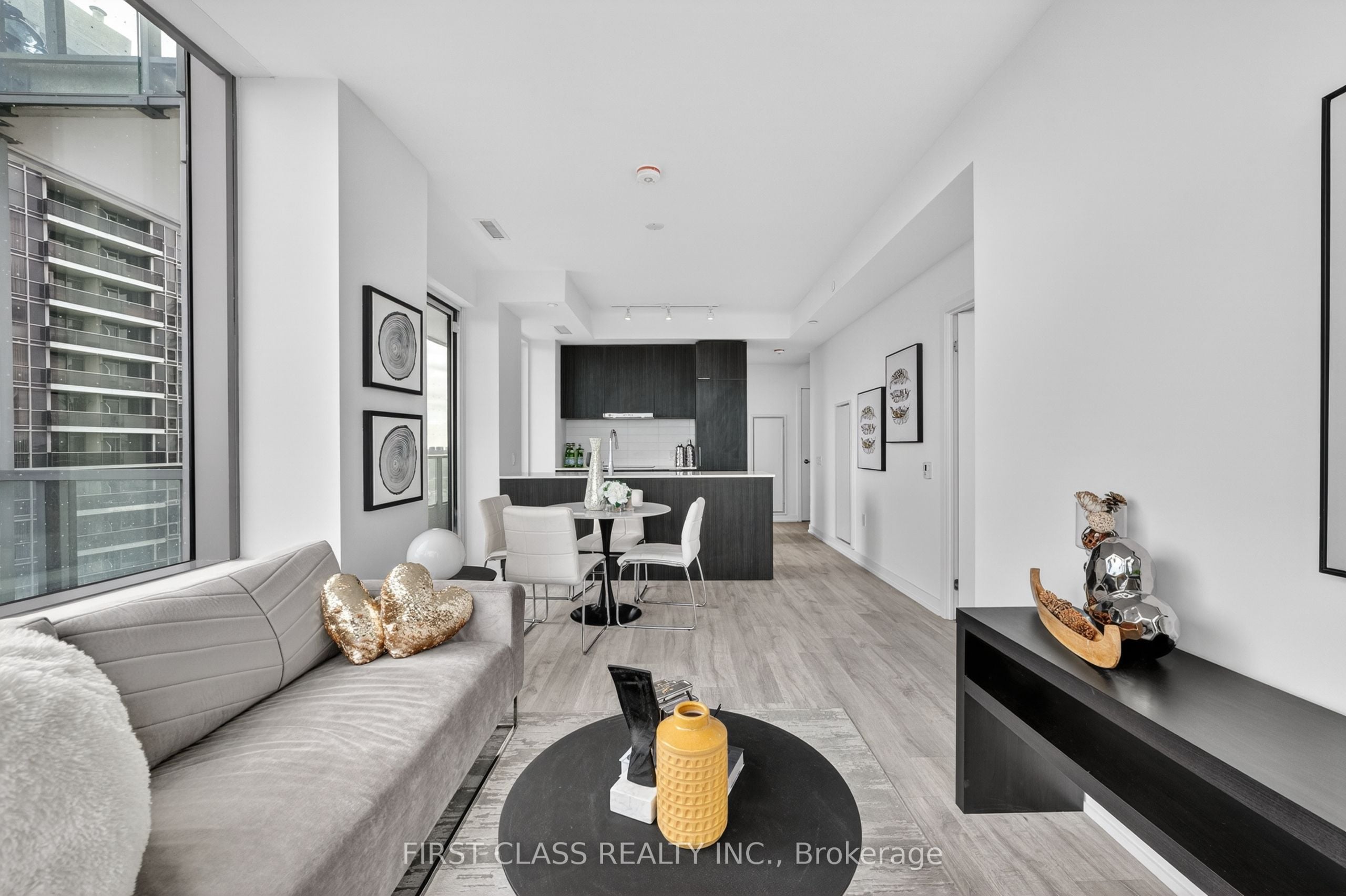 Additional image 6 of S1204-8 Olympic Garden Drive, Toronto, ON, M2M 0B9