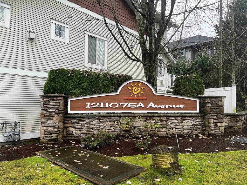 75-12110 75a Avenue, Surrey, BC, V3W 1M1