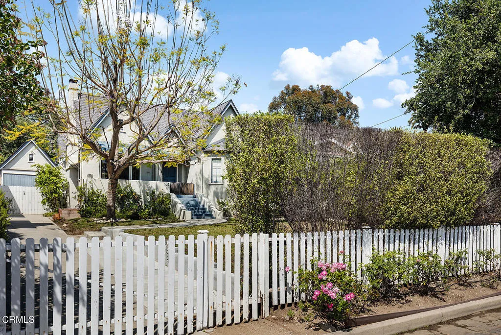 183 W Mariposa Street, Altadena, CA 91001