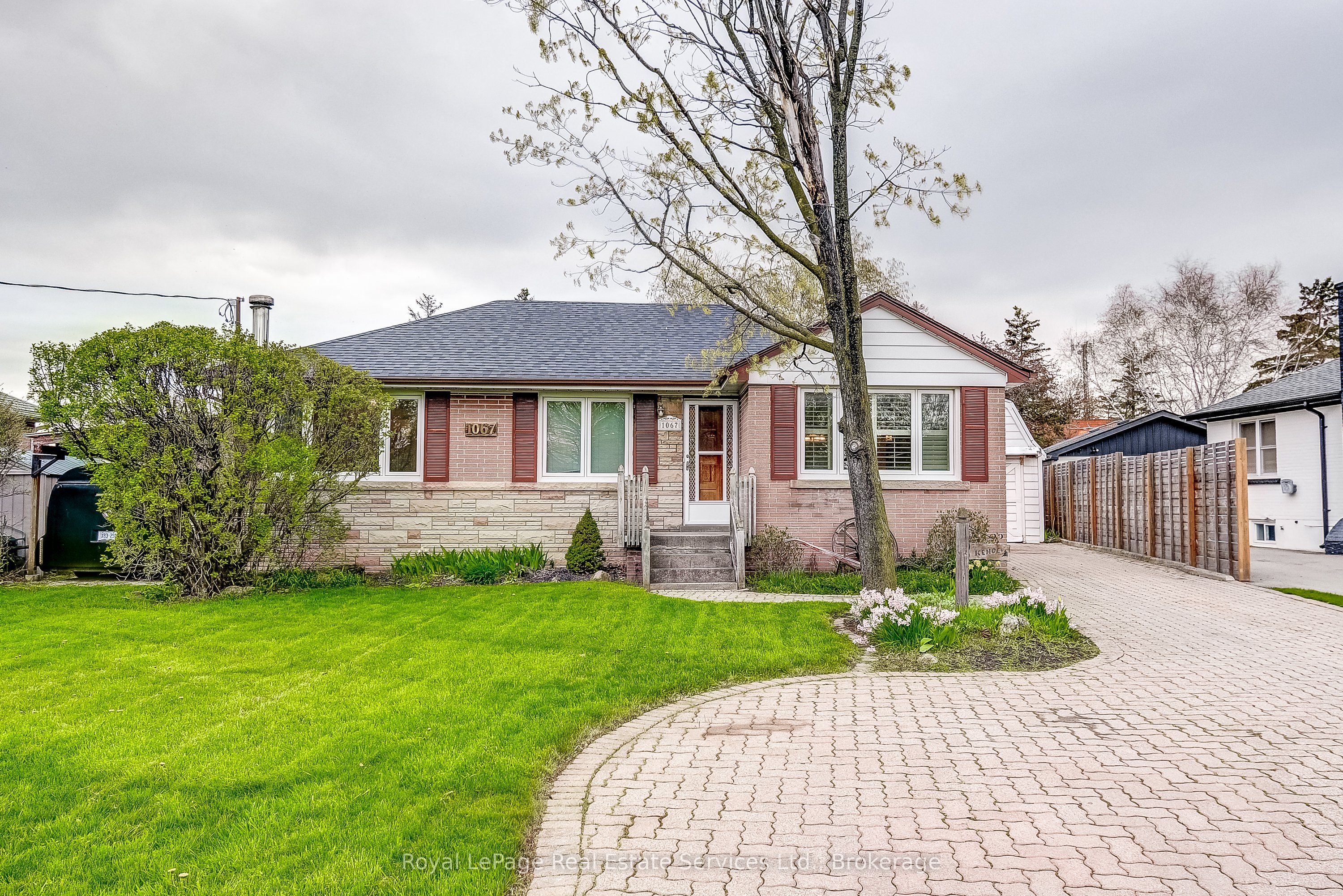 Additional image 2 of 1067 Pinegrove Road, Oakville, ON, L6L 2W3