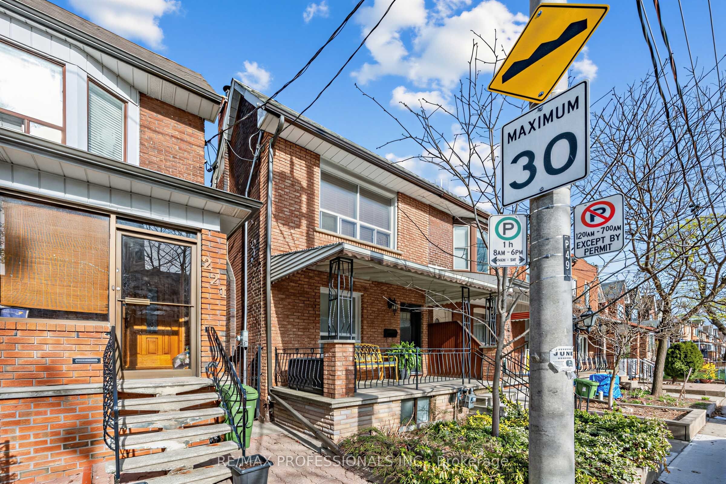 Additional image 2 of 219 St Helen's Avenue, Toronto, ON, M6H 4A2