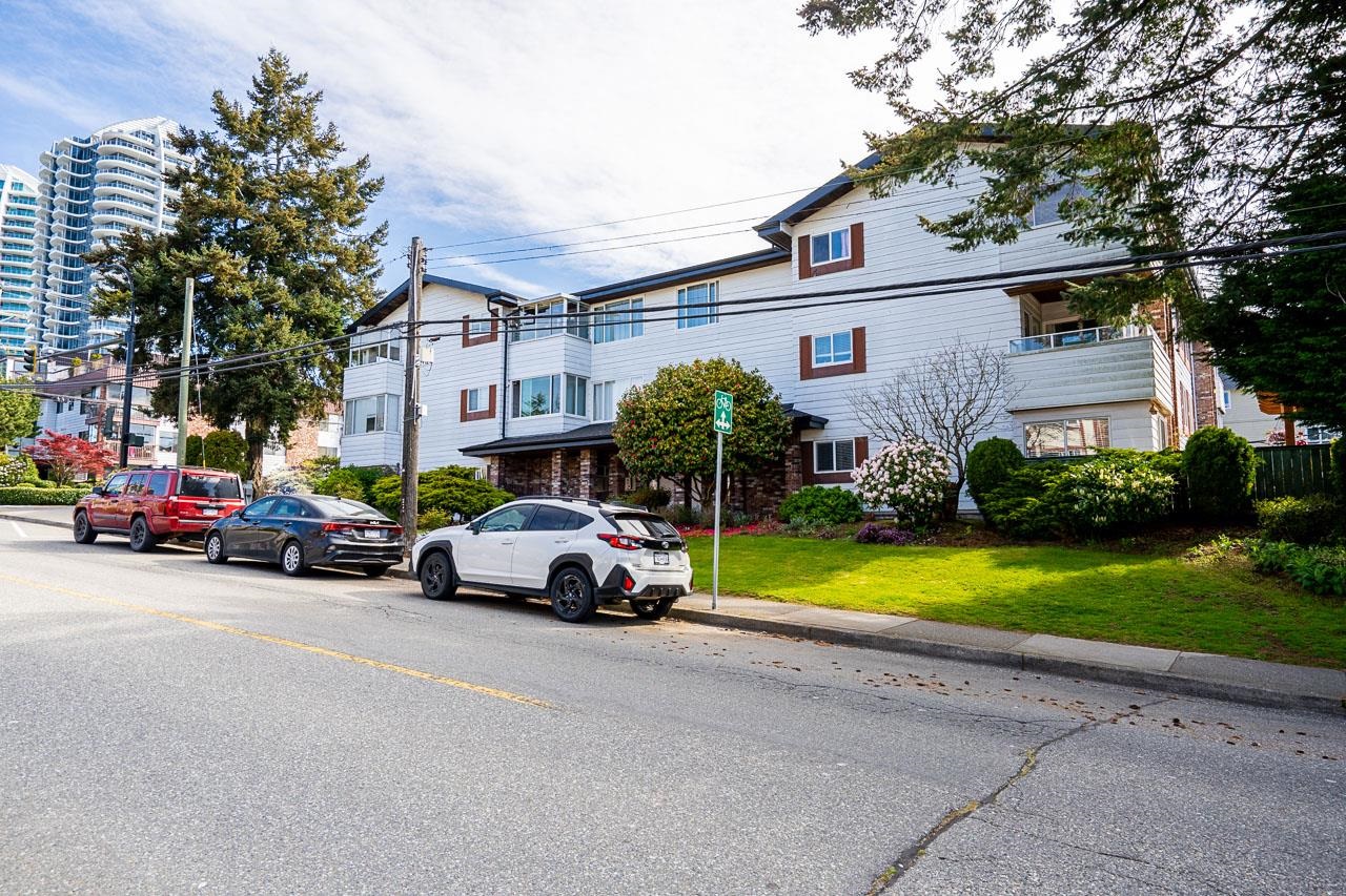 Additional image 3 of 204-1390 Martin Street, White Rock, BC, V4B 3W5