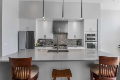 Additional image 8 of 831 22 Avenue NW, Calgary, AB, T2M 1P3