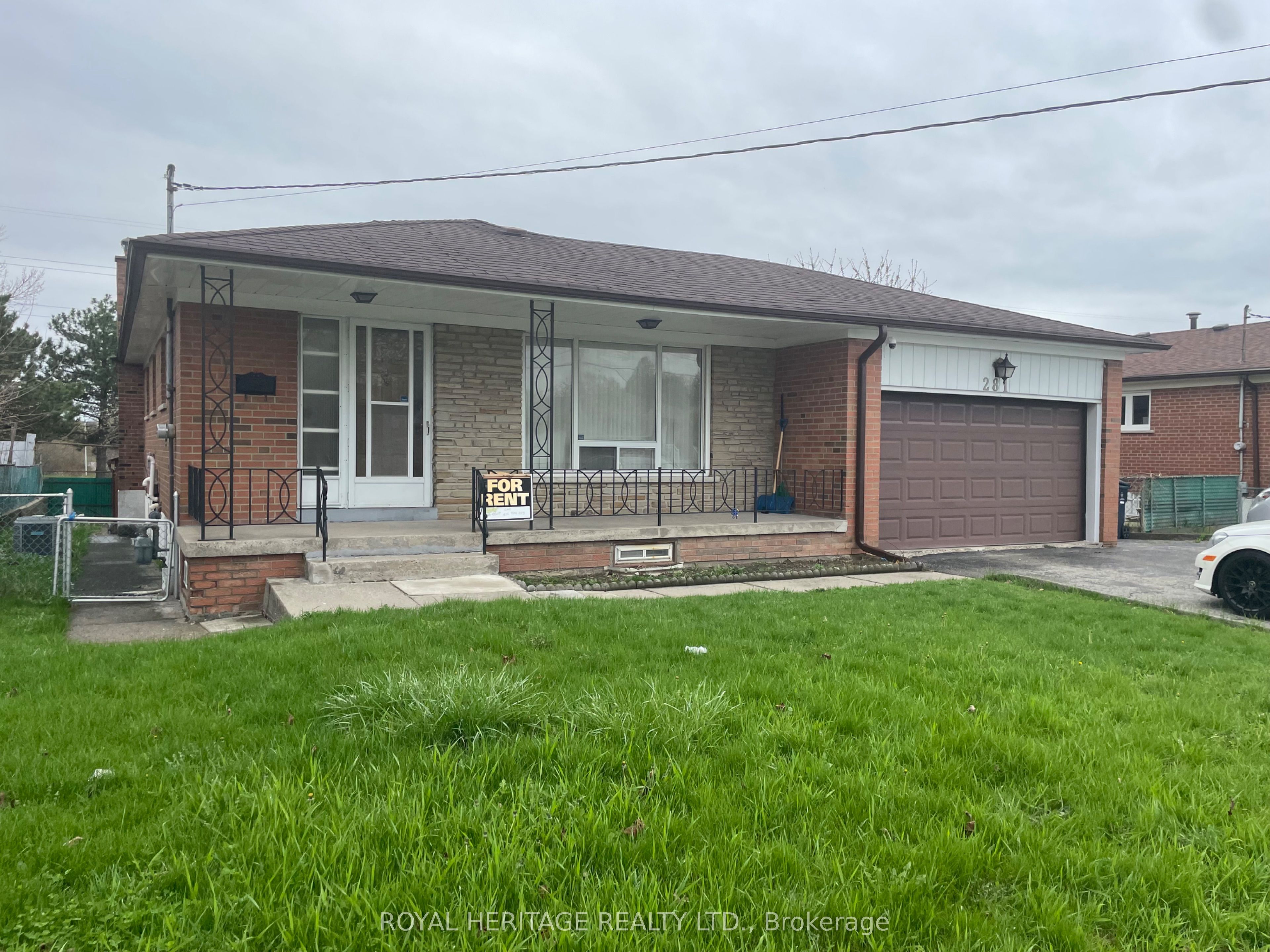 Main floor-281 Driftwood Avenue, Toronto, ON, M3N 2N6