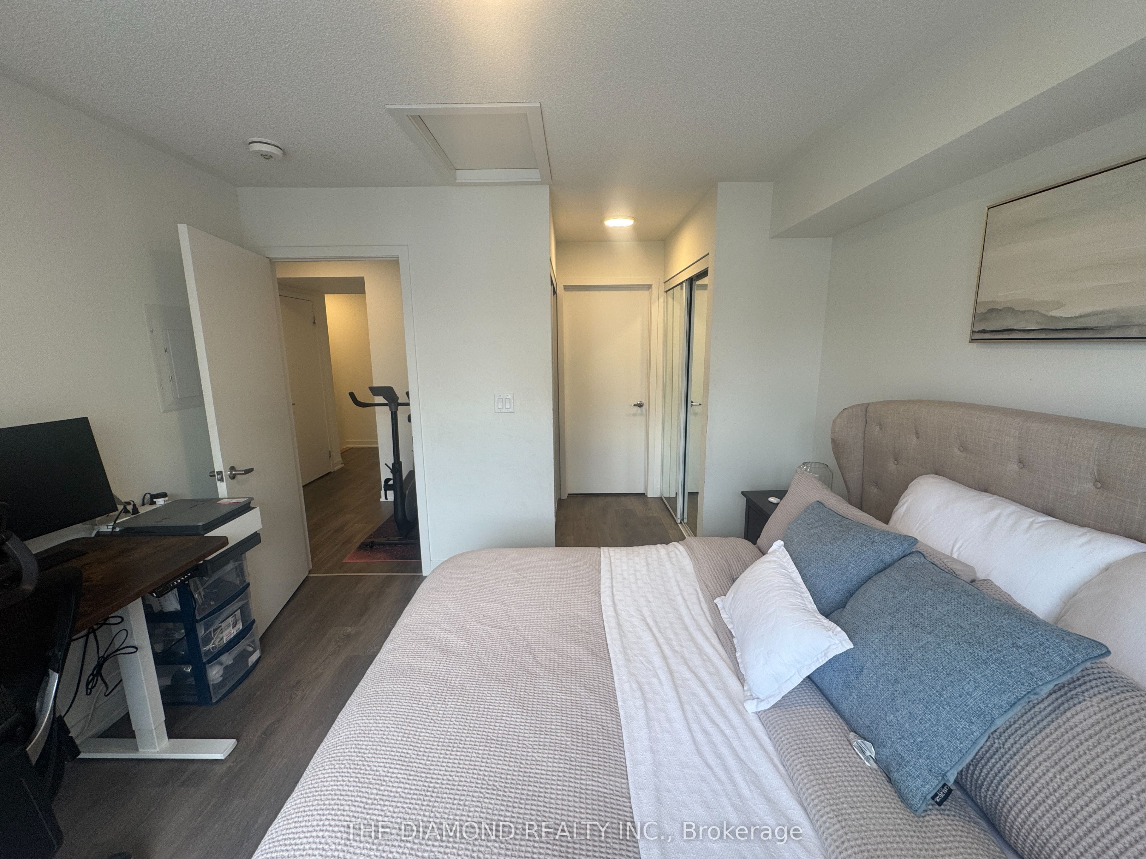Additional image 6 of 205-100 Canon Jackson Drive, Toronto, ON, M6M 0C1