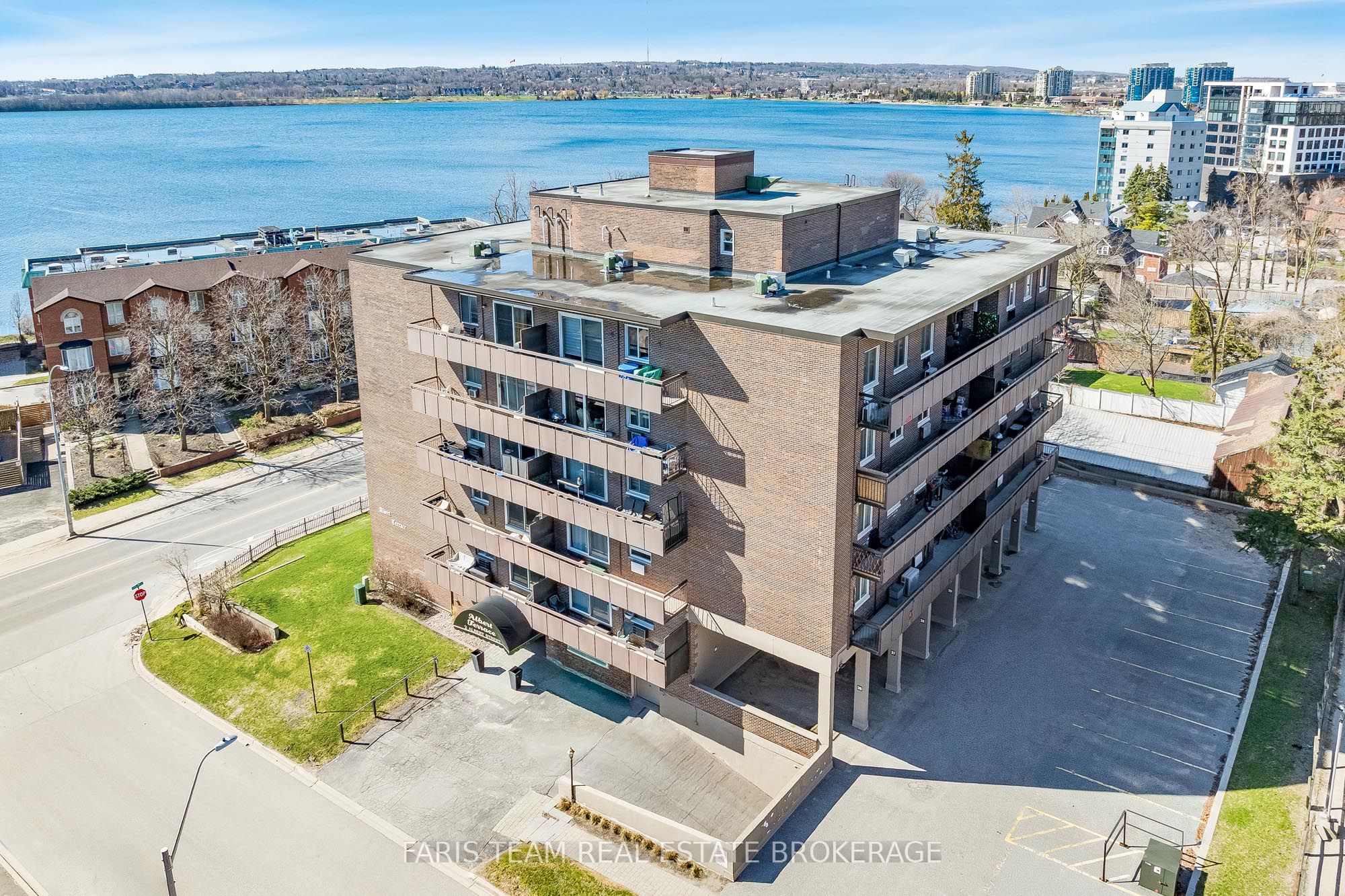 48-2 Albert Street, Barrie, ON, L4M 3S4