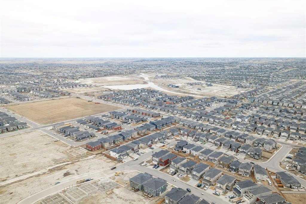 Additional image 4 of 106 Baysprings Gardens SW, Airdrie, AB, T4B5C6