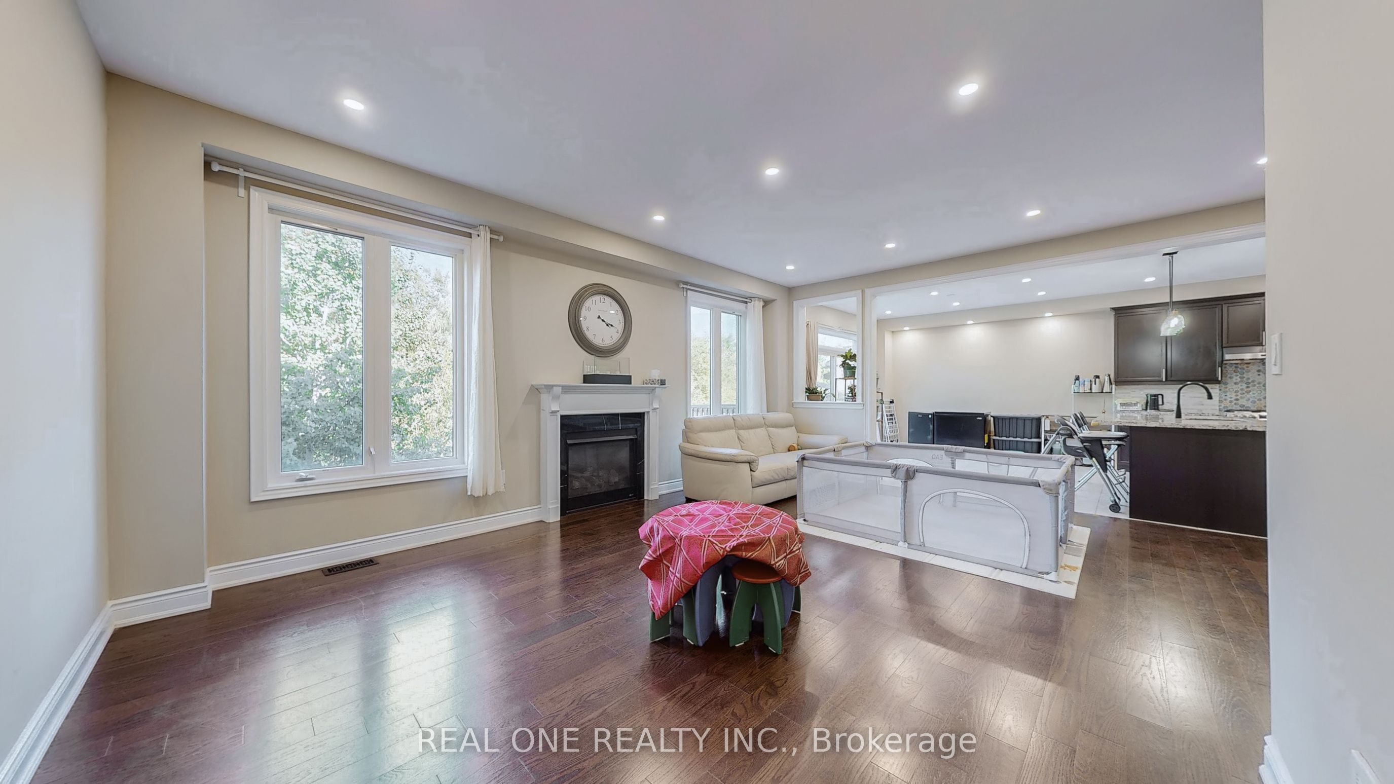 Additional image 6 of 6-1815 Fairport Road, Pickering, ON, L1V 1T2