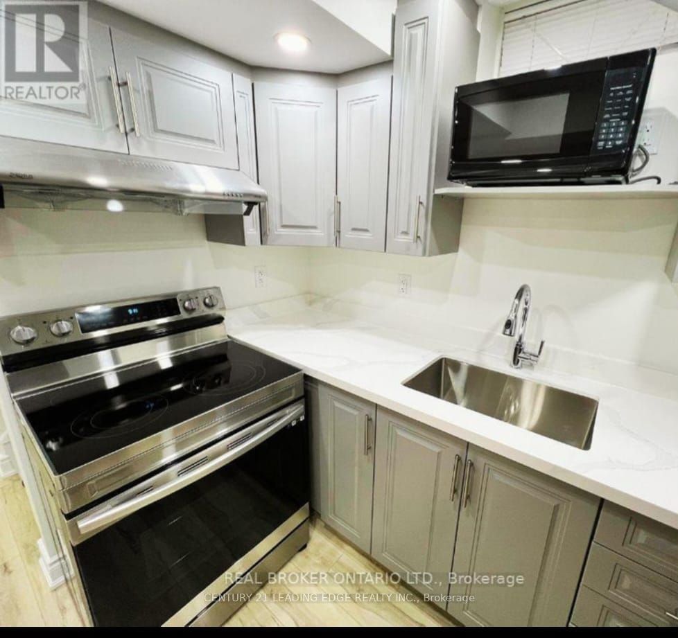 Additional image 5 of 70 Campwood Crescent, Brampton, ON, L6P 0W8