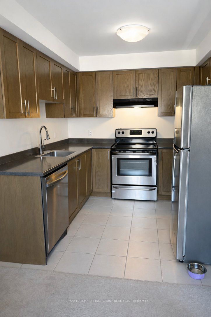 Additional image 5 of 93 Tabaret Crescent, Oshawa, ON, L1L 0G5