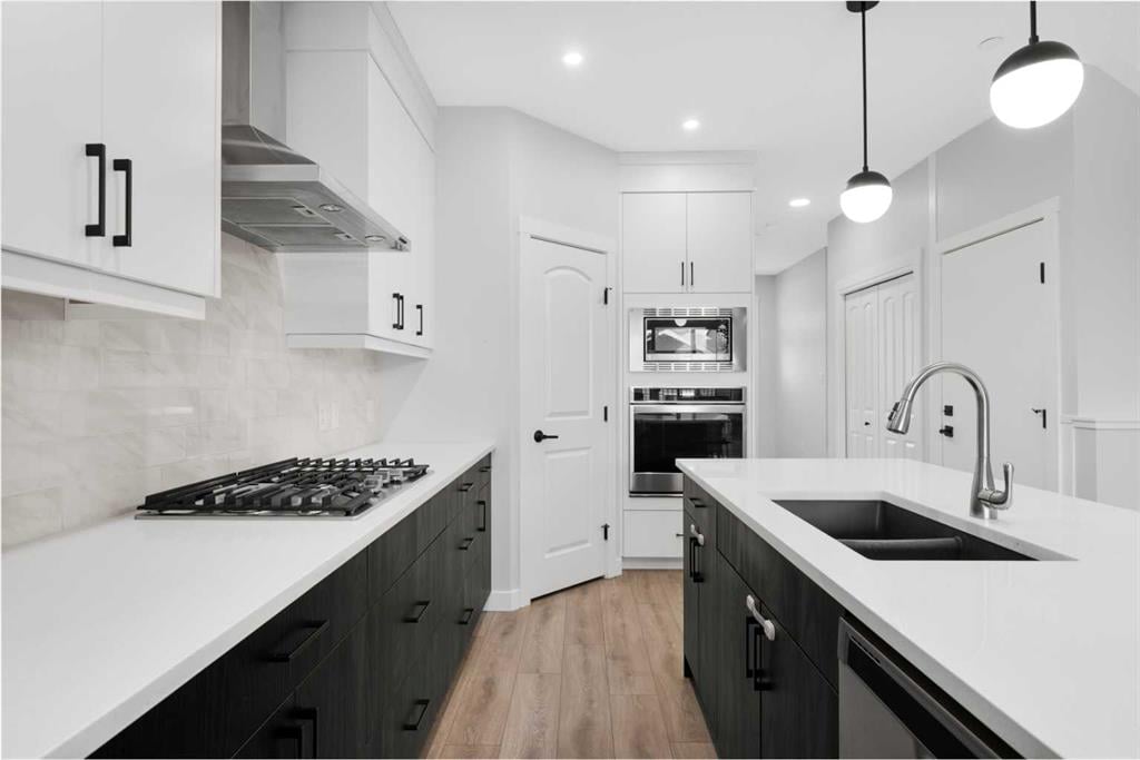 Additional image 6 of 571 Livingston Way NE, Calgary, AB, T3P 0V9