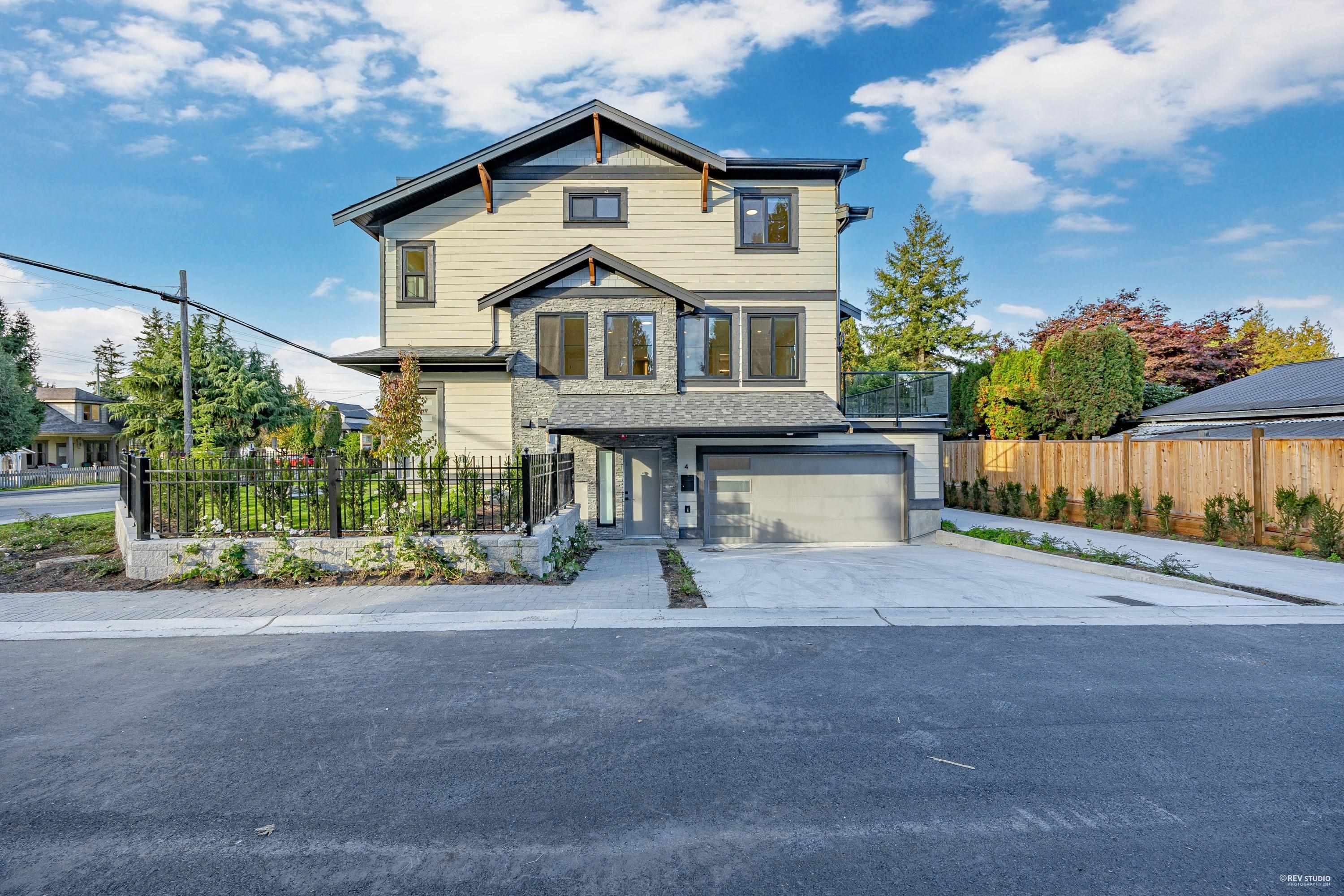 4-11384 207 Street, Maple Ridge, BC, V2X 1W6