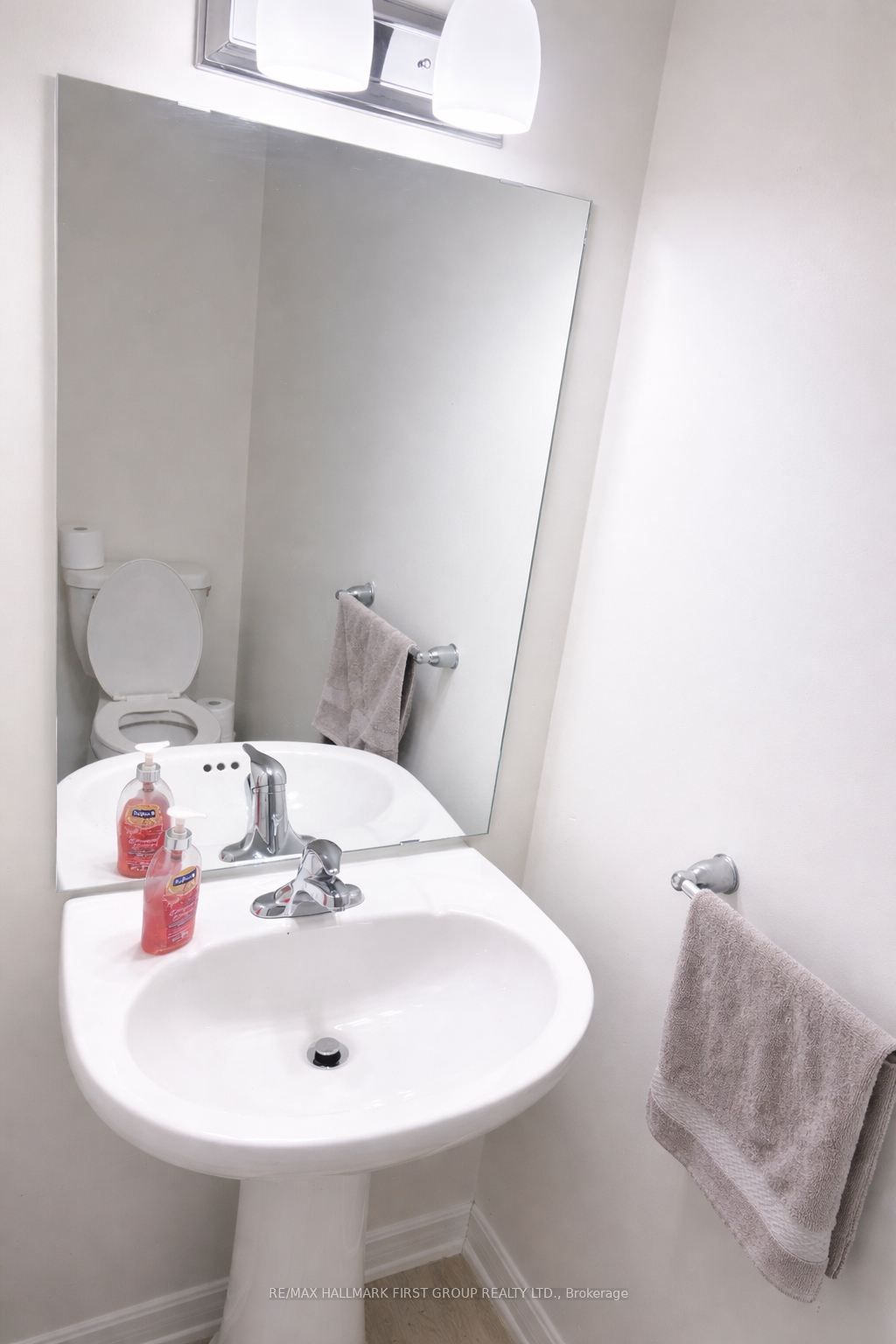 Additional image 6 of 93 Tabaret Crescent, Oshawa, ON, L1L 0G5