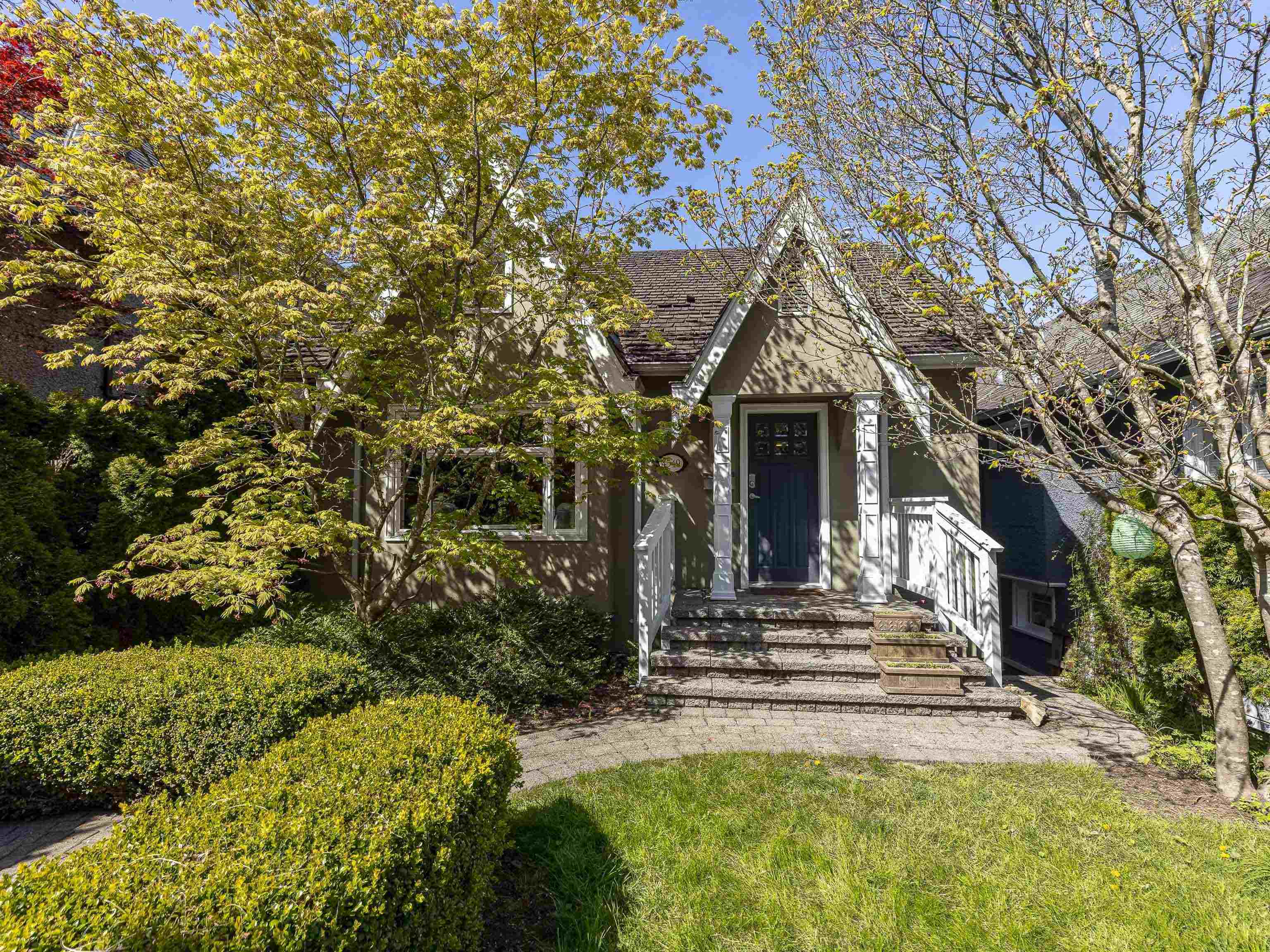 4549 12th Avenue W, Vancouver, BC, V6R 2R4