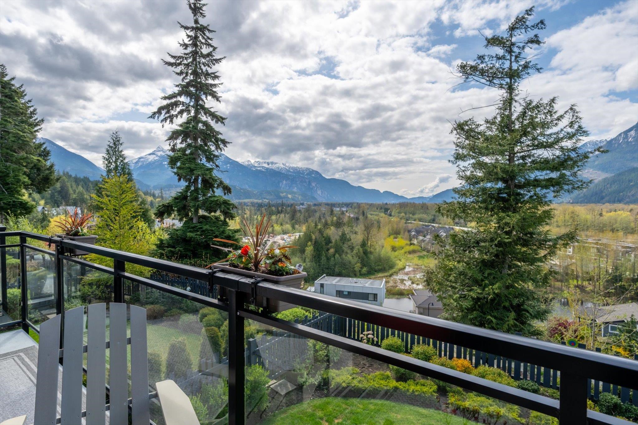 Additional image 3 of 41235 Highline Place, Squamish, BC, V8B 1C2
