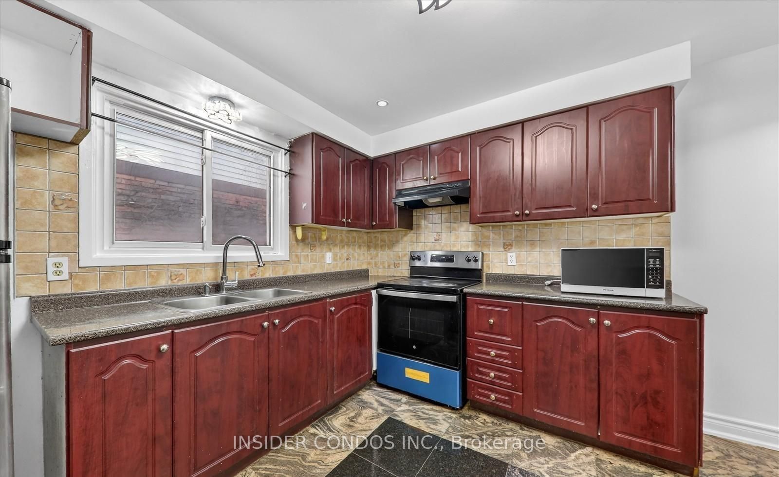 Additional image 3 of Upper-2 John Stoner Drive, Toronto, ON, M1B 3E7