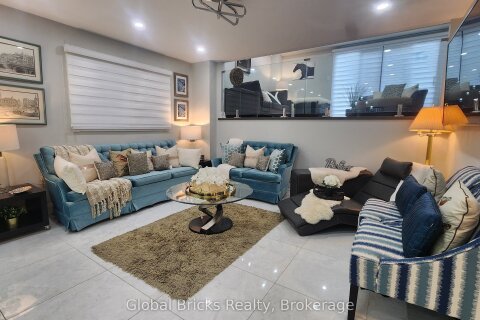 Additional image 8 of 4079 Trapper Crescent, Mississauga, ON, L5L 3A7