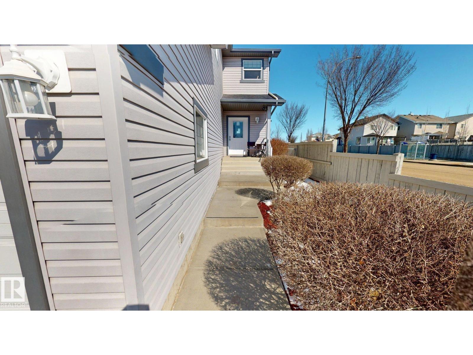 Additional image 2 of 8704 175 Avenue NW, Edmonton, AB, T5Z3Z3