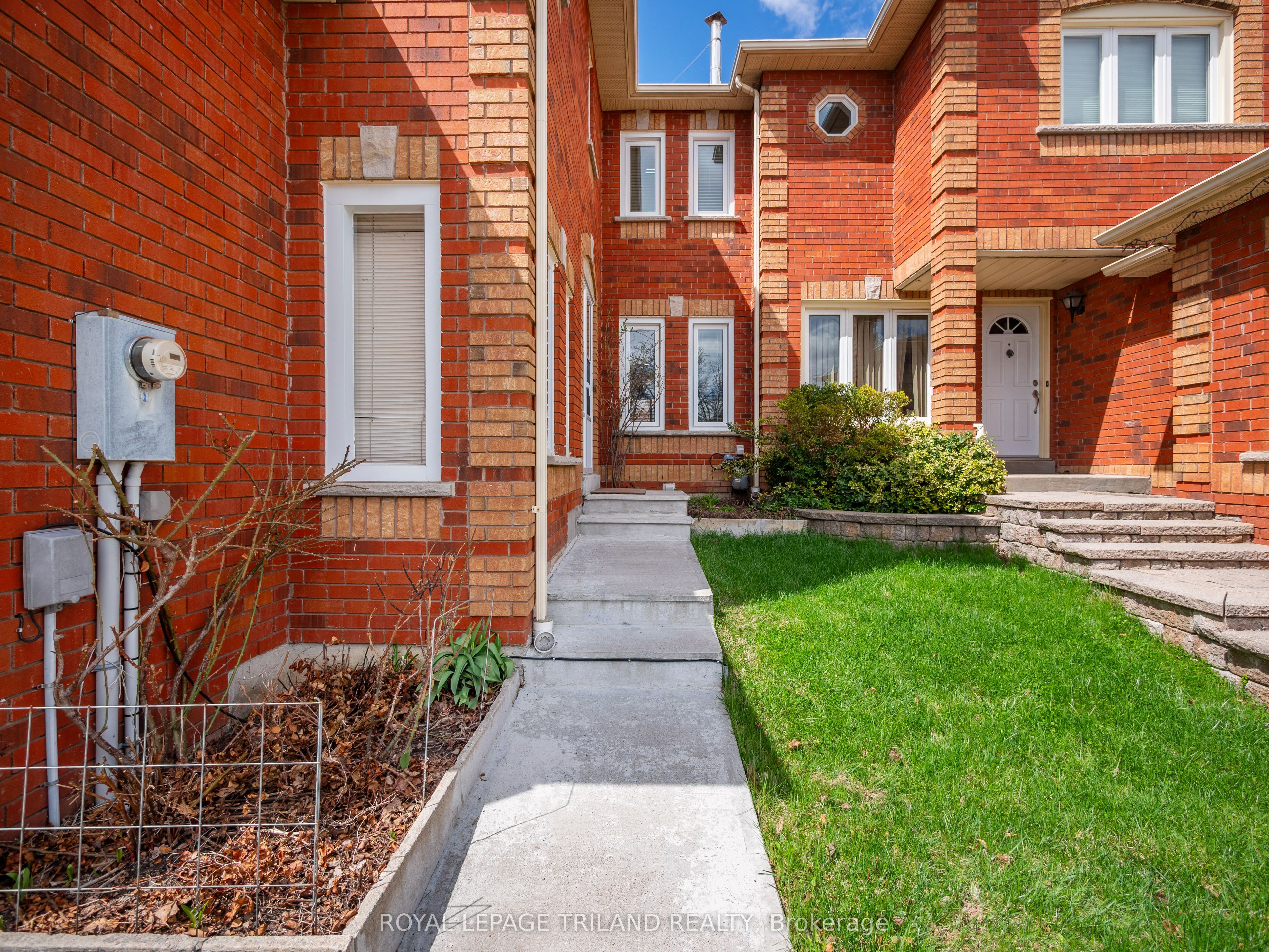 Additional image 2 of 5335 Richborough Drive, Mississauga, ON, L5R 3J9