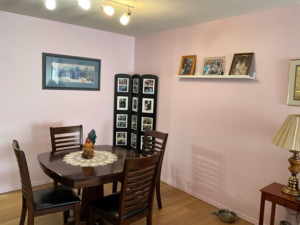 Additional image 2 of 4630 42 Street Crescent, Red Deer, AB, T4N 6Y6