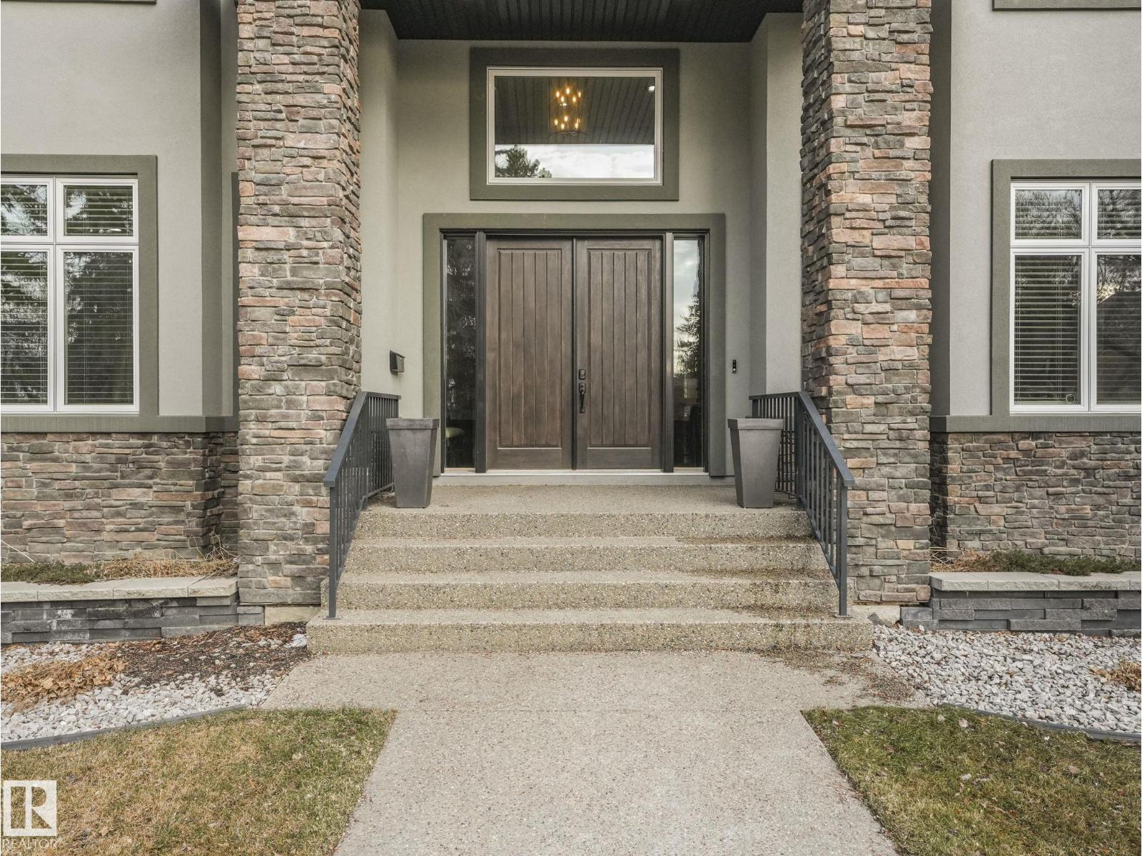 Additional image 3 of 8927 120 Street NW, Edmonton, AB, T6J1X6