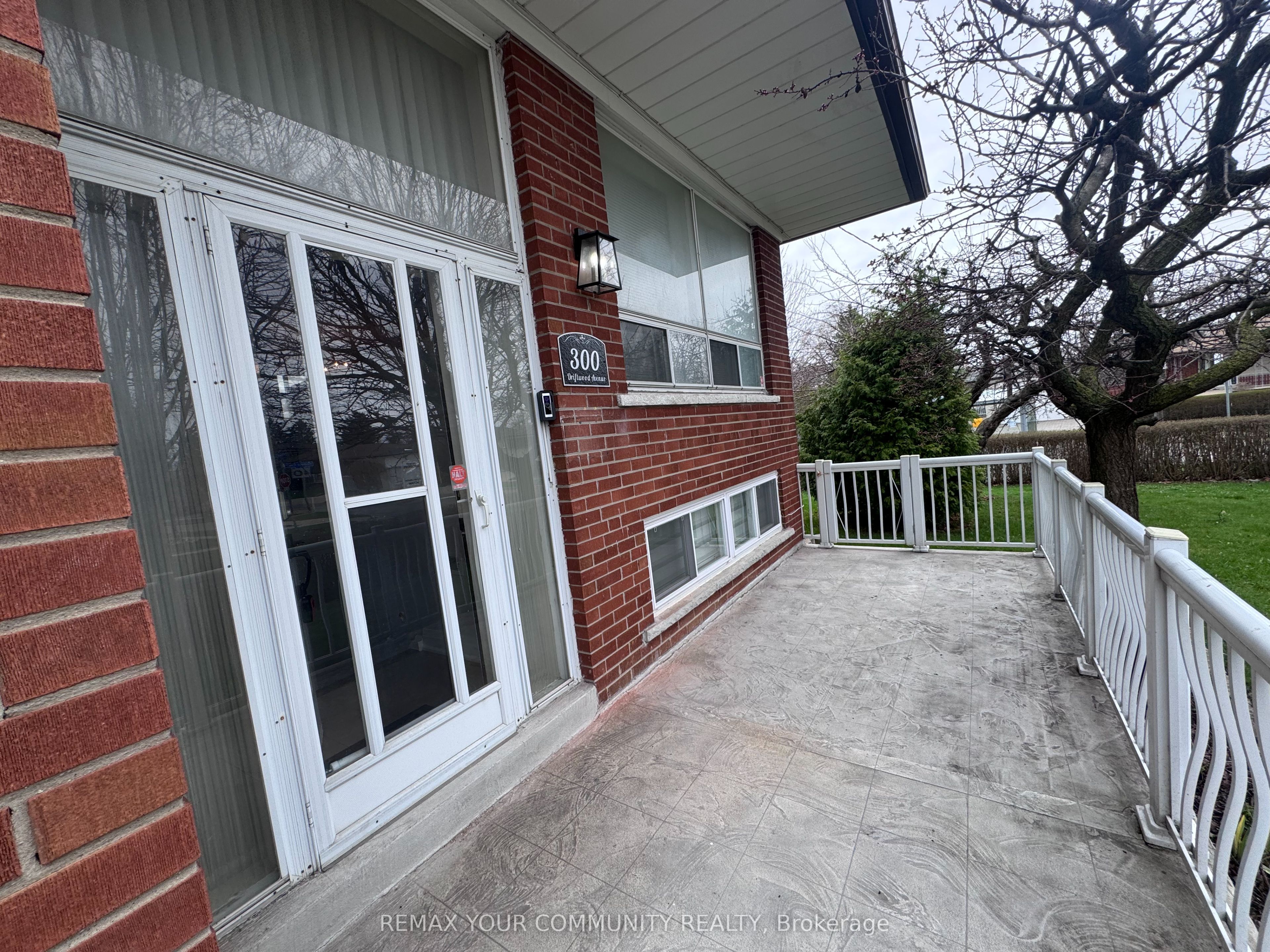 Additional image 3 of UPPER-300 Driftwood Avenue, Toronto, ON, M3N 2P1
